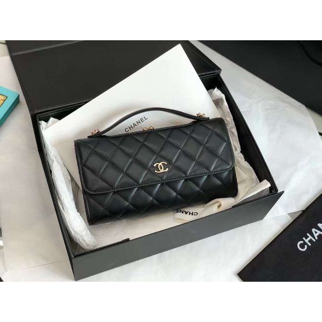 CHANEL - CHANEL フラップ フォーン ケースの通販 by さみつむ's shop｜シャネルならラクマ