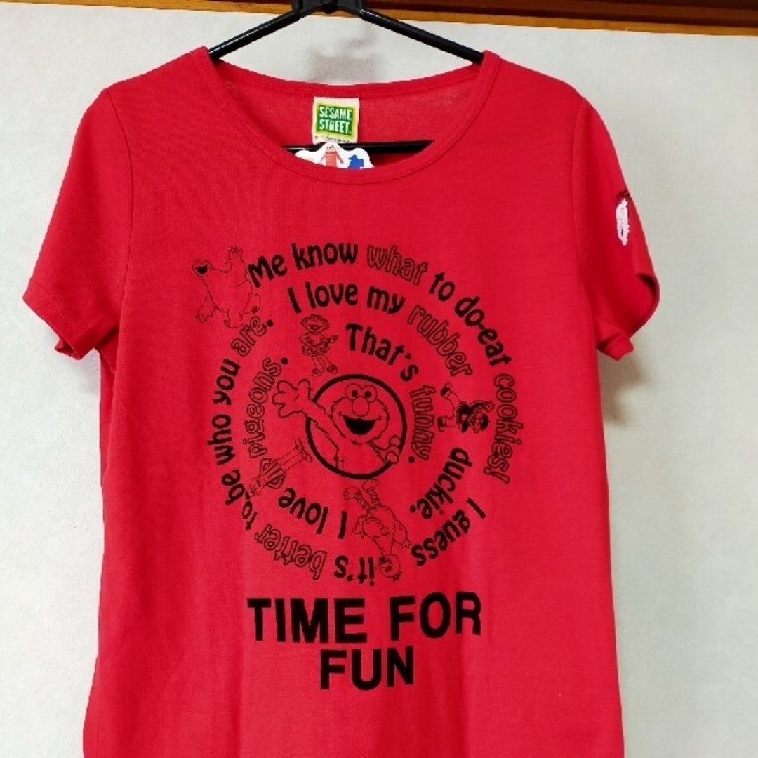 婦人TシャツＭ色違い２枚セット レディースのトップス(Tシャツ(半袖/袖なし))の商品写真