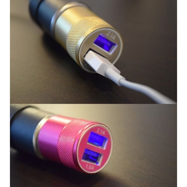 ゴールド　 USB 2ポート 充電器アダプター シガー ソケット ライター スマホ/家電/カメラのスマートフォン/携帯電話(バッテリー/充電器)の商品写真