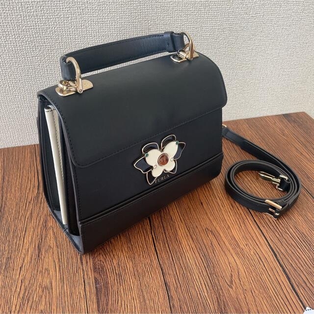 Furla - フルラ ムゲット 2way バッグ バタフライ レザー 黒の通販 by ...