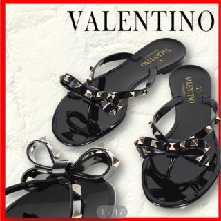 ヴァレンティノ(VALENTINO)の美品VALENTINO ヴァレンティノ  スタッズビーチサンダル(サンダル)