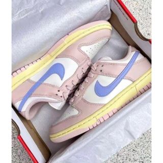 ナイキ(NIKE)のNike WMNS Dunk Low "Pink Oxford"(スニーカー)