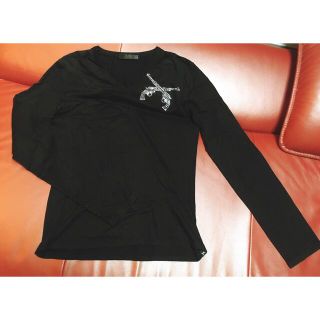 roar(Tシャツ/カットソー(七分/長袖))のフリマアイテム一覧 roar(Tシャツ/カットソー(七分/長袖))のフリマアイテム一覧