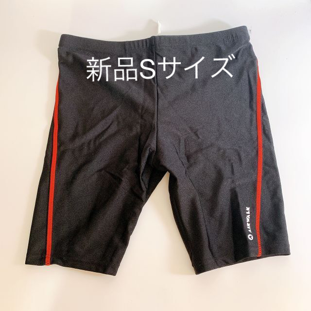 AIRWALK(エアウォーク)の【新品】AIR WALK 男子用水着Sサイズ　150cm スポーツ/アウトドアのスポーツ/アウトドア その他(マリン/スイミング)の商品写真