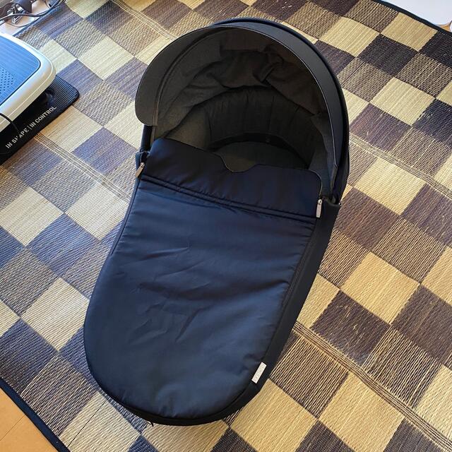 ストッケ クルージ　ベビーカー　キャリーコット　STOKKE  ベッド型