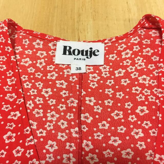 IENA - 完売 神崎恵さん rouje ルージュ 赤小花柄 トップスの通販 by