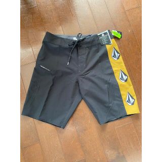 ボルコム(volcom)の【新品未使用】VOLCOM ボルコム ショートパンツ サーフパンツ(水着)