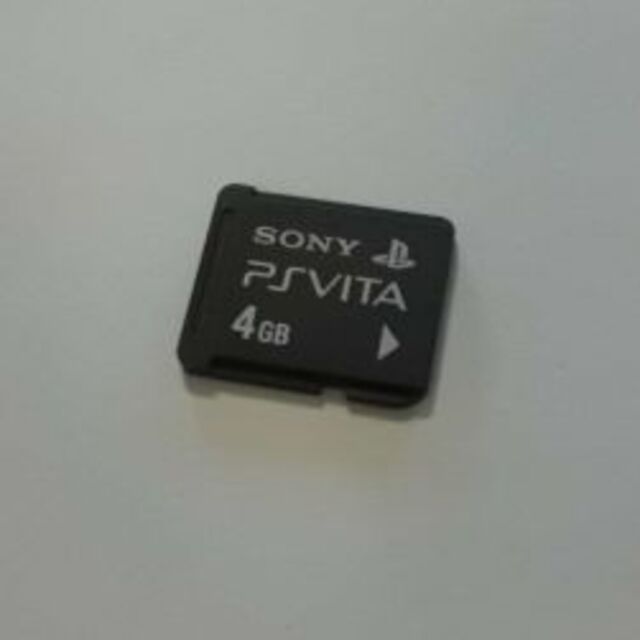 PlayStation Vita(プレイステーションヴィータ)のPSVITA 4GBメモリーカード エンタメ/ホビーのゲームソフト/ゲーム機本体(その他)の商品写真