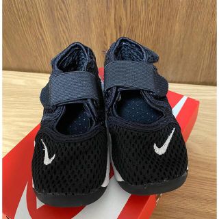 ナイキ(NIKE)のNIKE ナイキ エアリフト　リトルリフト　ブラック☆14cm キッズサンダル(サンダル)