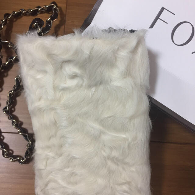 FOXEY(フォクシー)のFOXEY携帯ポーチ レディースのバッグ(ショルダーバッグ)の商品写真