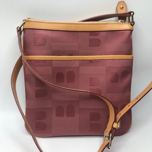 Bally(バリー)の美品　バリー　ショルダーバッグ　斜めがけ　ピンク レディースのバッグ(ショルダーバッグ)の商品写真