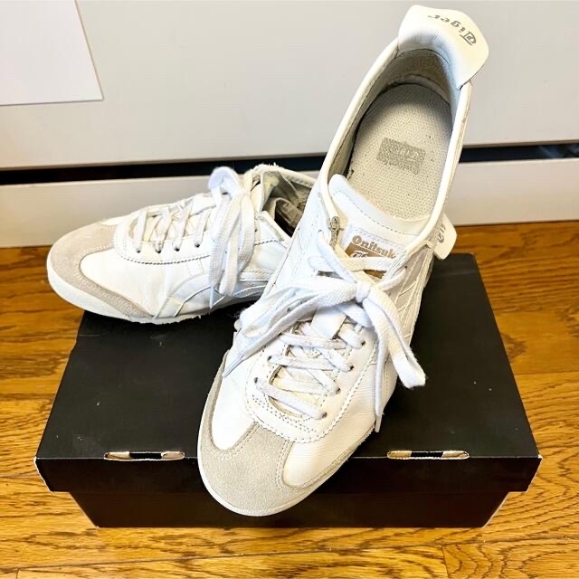 Onitsuka Tiger(オニツカタイガー)のがっさん様専用MEXICO66【Onitsuka Tiger】 メンズの靴/シューズ(スニーカー)の商品写真