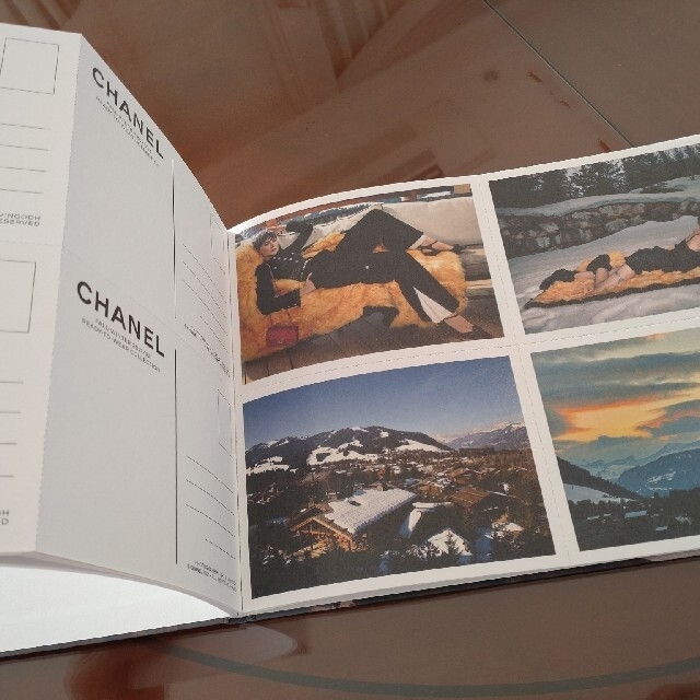 CHANEL(シャネル)のCHANEL 美品2冊✨Spring、Winter コレクションBook エンタメ/ホビーの雑誌(ファッション)の商品写真