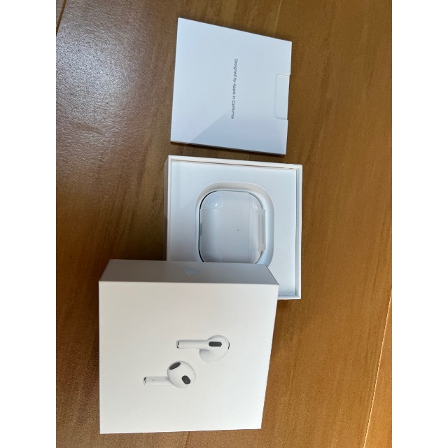 【超特価sale開催】  apple AirPods（第3世代） ヘッドフォン/イヤフォン
