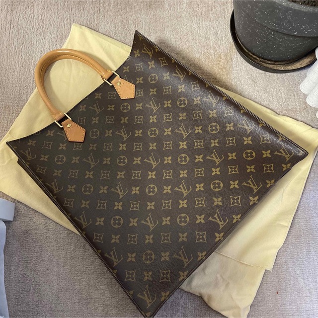 ルイヴィトンLouis Vuitton モノグラム サックプラ トートバッグ