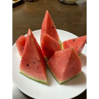 ピノガール 4玉 小玉スイカ 茨城県産の通販 by ゆい's shop|ラクマ