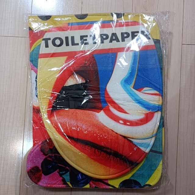 seletti × TOILETPAPER ✨ トイレカバー マット3点セット インテリア/住まい/日用品のラグ/カーペット/マット(トイレマット)の商品写真