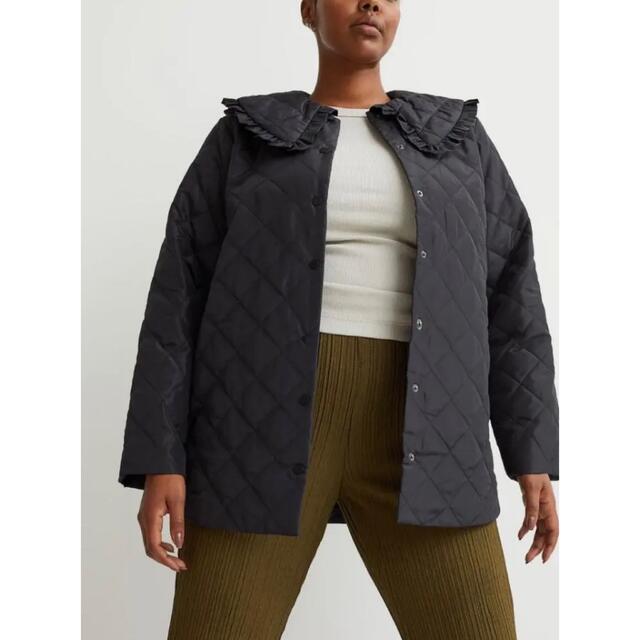 H&M(エイチアンドエム)の襟付きキルティングジャケット　フリルキルティングジャケット レディースのジャケット/アウター(ダウンジャケット)の商品写真