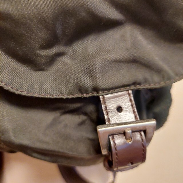 PRADA(プラダ)のPRADA　三角プレート　リュック レディースのバッグ(リュック/バックパック)の商品写真