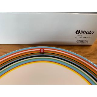 イッタラ(iittala)の【新品・未使用・箱付き】イッタラ　オリゴ  プレート　オレンジペア(食器)