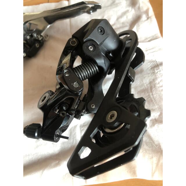 SHIMANO(シマノ)のシマノ　105  R7000  ディレイラーセット　　ロードバイク スポーツ/アウトドアの自転車(パーツ)の商品写真