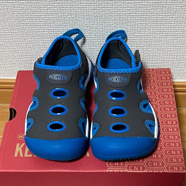 KEEN(キーン)のKEEN サンダル　17cm キッズ/ベビー/マタニティのキッズ靴/シューズ(15cm~)(サンダル)の商品写真