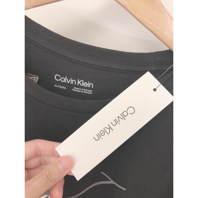 ck Calvin Klein(シーケーカルバンクライン)のカルバンクライン　メンズ　ロゴTシャツ　新品　　XL メンズのトップス(Tシャツ/カットソー(半袖/袖なし))の商品写真