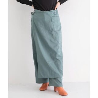 アーバンリサーチ(URBAN RESEARCH)のKOTONA apron pants コトナ　URBAN RESEARCH(カジュアルパンツ)