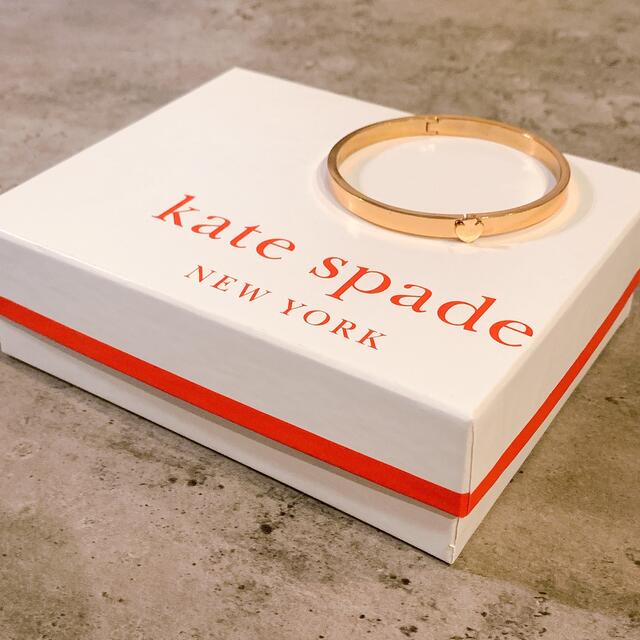 kate spade new york(ケイトスペードニューヨーク)のkate spade バングル レディースのアクセサリー(ブレスレット/バングル)の商品写真