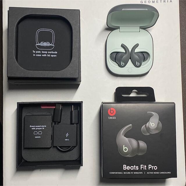 Beats(ビーツ)のbeats fit pro セジーグレイ スマホ/家電/カメラのオーディオ機器(ヘッドフォン/イヤフォン)の商品写真
