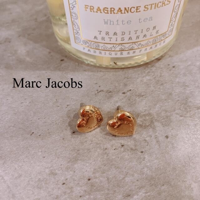 MARC JACOBS(マークジェイコブス)のMarc Jacobs ゴールドハートピアス レディースのアクセサリー(ピアス)の商品写真