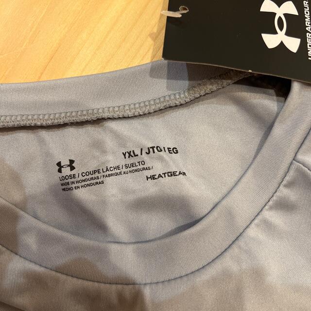 UNDER ARMOUR(アンダーアーマー)のUNDER ARMOR Tシャツ メンズのトップス(Tシャツ/カットソー(半袖/袖なし))の商品写真