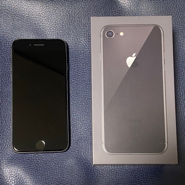 iPhone 8 64GB 美品