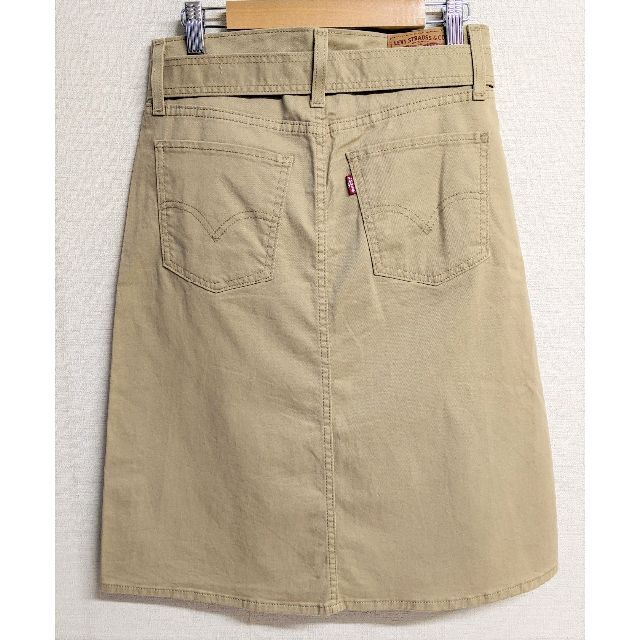 Levi's(リーバイス)の♪♪Levi's／リーバイス★Aラインスカート★ベージュ★26サイズ レディースのスカート(ひざ丈スカート)の商品写真