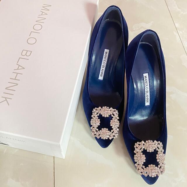 JIMMY CHOO ジミーチュウ パンプス 靴 シューズ フラット ピンクベージュ スクエアトゥ スエード パール付き ストラップ ADE FLAT おしゃれ シンプル 普段使い サイズ：23cm 36 【レディース】【K3605】