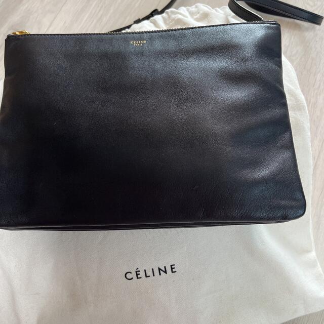 最新入荷 celine - あ。 美品 セリーヌトリオ ラージ ブラック