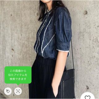 マウジー(moussy)のMOUSSY デニム　ブラウス　未使用に近い(シャツ/ブラウス(半袖/袖なし))