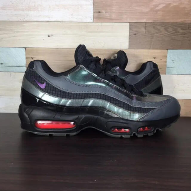 NIKE AIR MAX '95 LV8 28cm