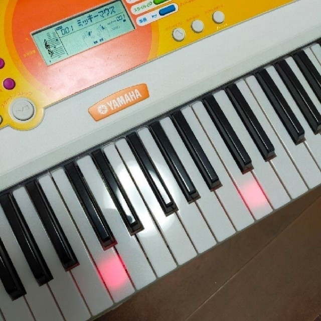 ヤマハ(ヤマハ)のYAMAHA EZ-J210　☆ヤマハ　電子キーボード　ピアノ　ポータトーン 楽器の鍵盤楽器(電子ピアノ)の商品写真