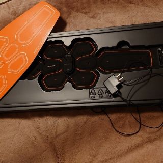 Sixpad Abs Belt(エクササイズ用品)