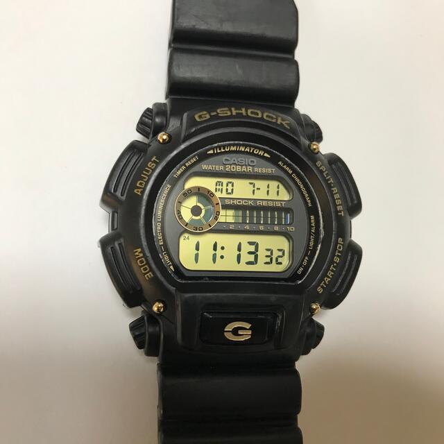 G-SHOCK(ジーショック)の【G-SHOCK】ゴールド液晶 DW-9052GBX-1A9DR CASIO メンズの時計(腕時計(デジタル))の商品写真