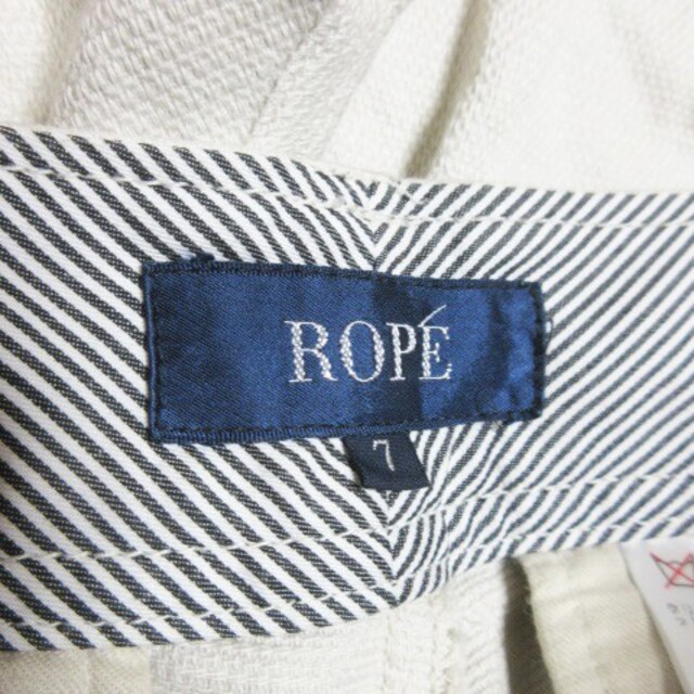 ROPE’(ロペ)のロペ ROPE パンツ ショート ハーフ ロールアップ ボタン 7 ベージュ レディースのパンツ(ショートパンツ)の商品写真