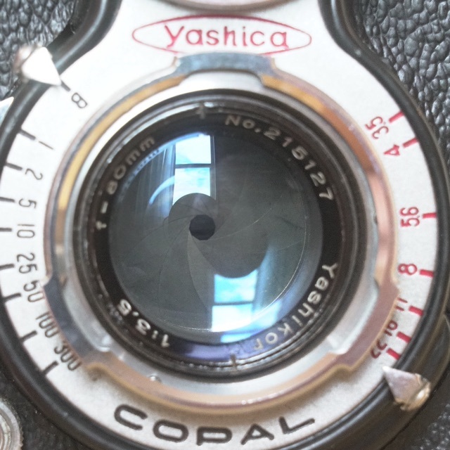 京セラ(キョウセラ)の完動品◎YASHICAFLEX C型 二眼レフ フィルムカメラ #226 スマホ/家電/カメラのカメラ(フィルムカメラ)の商品写真