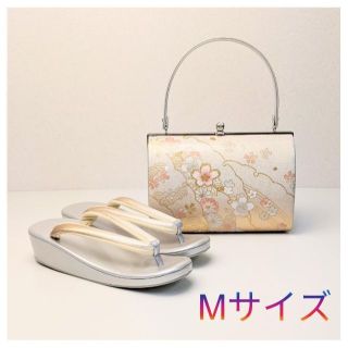 草履バッグセット フォーマル 振袖 エナメル シルバー Mサイズ w37(下駄/草履)