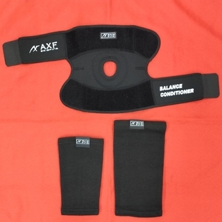 1個　:AXF アクセフ Knee Supporter 膝サポーターフリーサイズ(トレーニング用品)