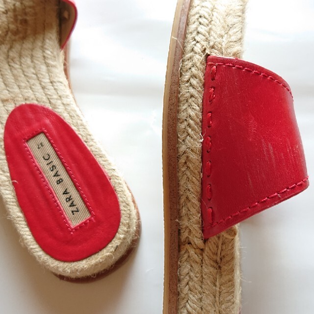 ZARA(ザラ)のZARABASIC 厚底ｼﾞｭｰﾄｿｰﾙﾊﾞｯｸﾙﾍﾞﾙﾄ付ﾌﾗｯﾄｻﾝﾀﾞﾙ レディースの靴/シューズ(サンダル)の商品写真