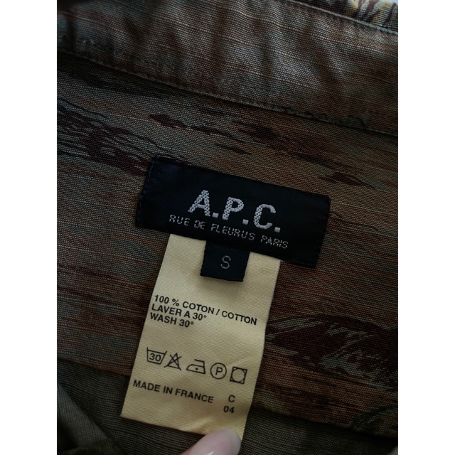 A.P.C(アーペーセー)のA.P.Cシャツ レディースのトップス(カットソー(長袖/七分))の商品写真