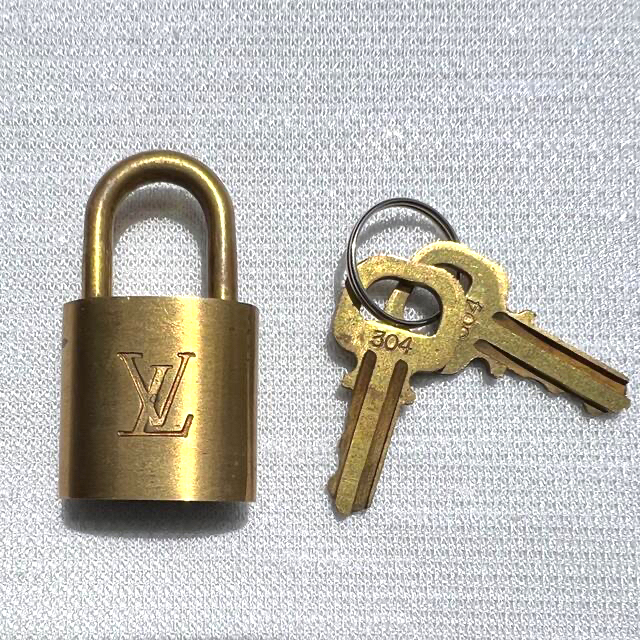 LOUIS VUITTON(ルイヴィトン)のルイヴィトン  南京錠  パドロック　鍵  レディースのファッション小物(その他)の商品写真