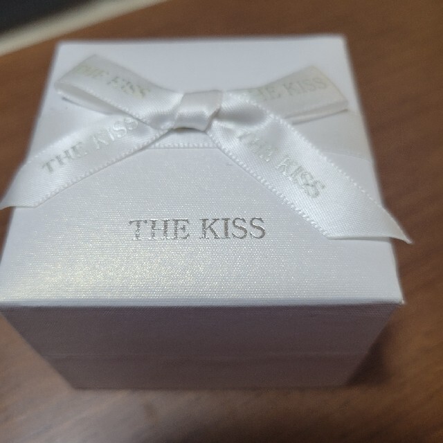 サンリオ(サンリオ)のポムポムプリン　THE KISS　ネックレス レディースのアクセサリー(ネックレス)の商品写真