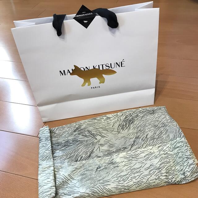 MAISON KITSUNE'(メゾンキツネ)のMAISONKITSUNE／メゾンキツネ               ショップ袋 レディースのバッグ(ショップ袋)の商品写真